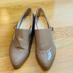 Nine West nude loafers